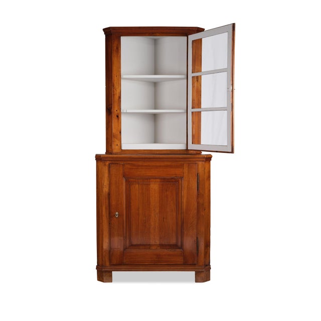 Biedermeier Corner Cabinet in Walnut, Germany, 1830s For Sale - Image 5 of 8