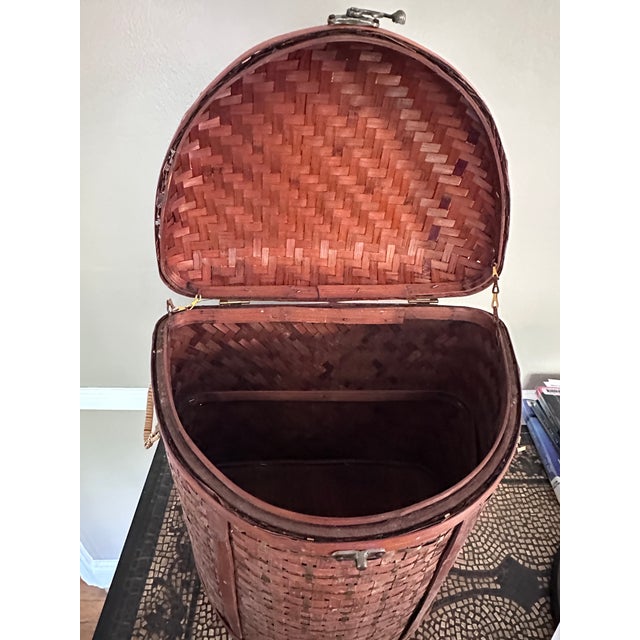 Asian Mid 20th Century Large, Woven Basket With Lid For Sale - Image 3 of 9