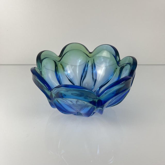 Large Vintage Murano Glass Bowl, 1960 For Sale - Image 6 of 10