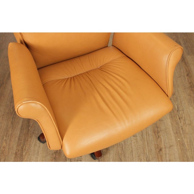 2000 - 2009 Leathercraft Tufted Leather Executive Office Armchair For Sale - Image 5 of 18