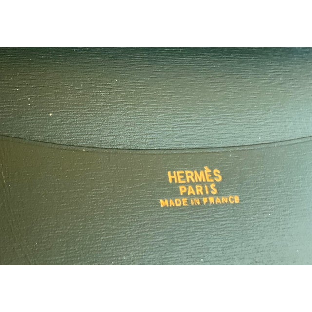 Traditional Hermes Green Leather Agenda Cover For Sale - Image 3 of 4