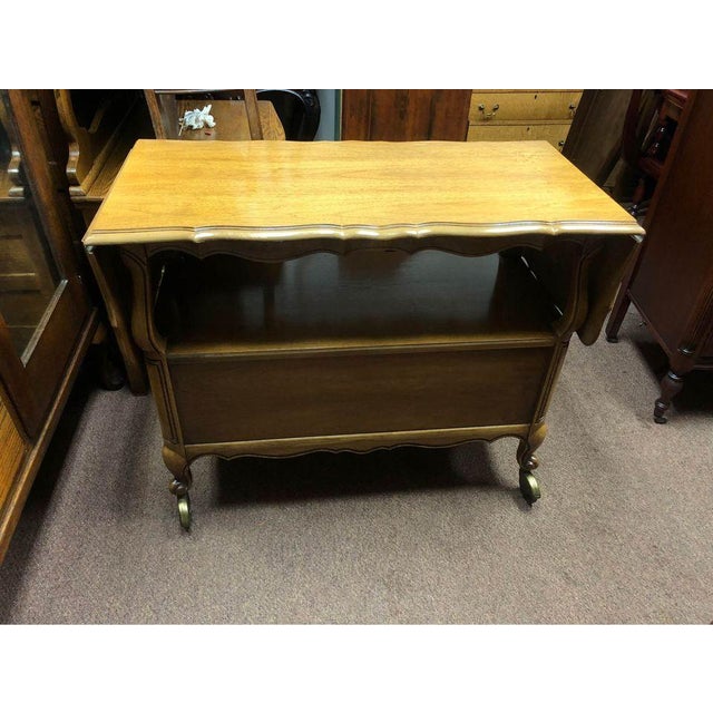 Late 20th Century Thomasville French Provincial Style Walnut Drop-Leaf Server Table/ Bar Cart For Sale - Image 9 of 10