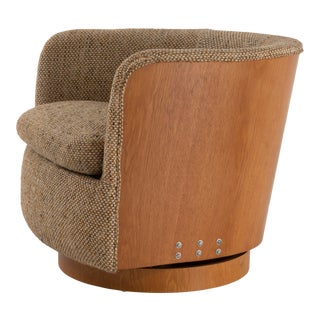 Mid-Century Modern Oak Back Swivel Barrel Tub Chair In the Style of Milo Baughman For Sale