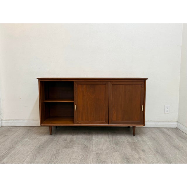 Wood Mid Century Modern Walnut Credenza For Sale - Image 7 of 12