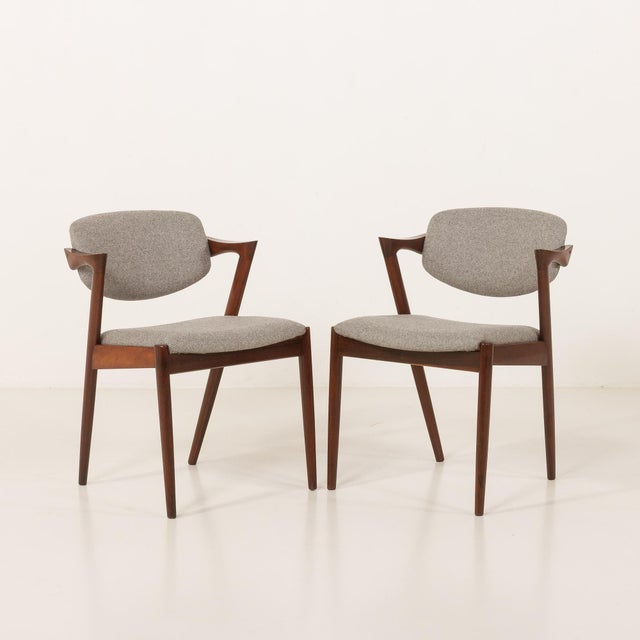 Model 42 Chairs in Rosewood by Kai Kristiansen for Schou Andersen, Denmark, 1960s, Set of 8 For Sale - Image 13 of 18