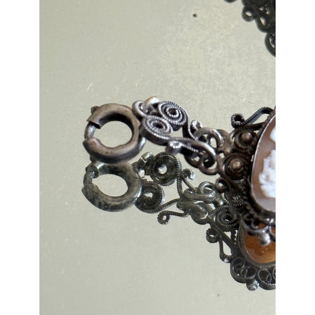 Silver Vintage Mid-Century Cameo Filigree Link Bracelet, Circa 1940s For Sale - Image 8 of 10