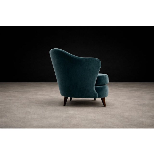 Dark Green “Concha” Armchair in Brazilian Hardwood & Mohair by Joaquim Tenreiro, 1950s – Lot 138A For Sale - Image 8 of 9