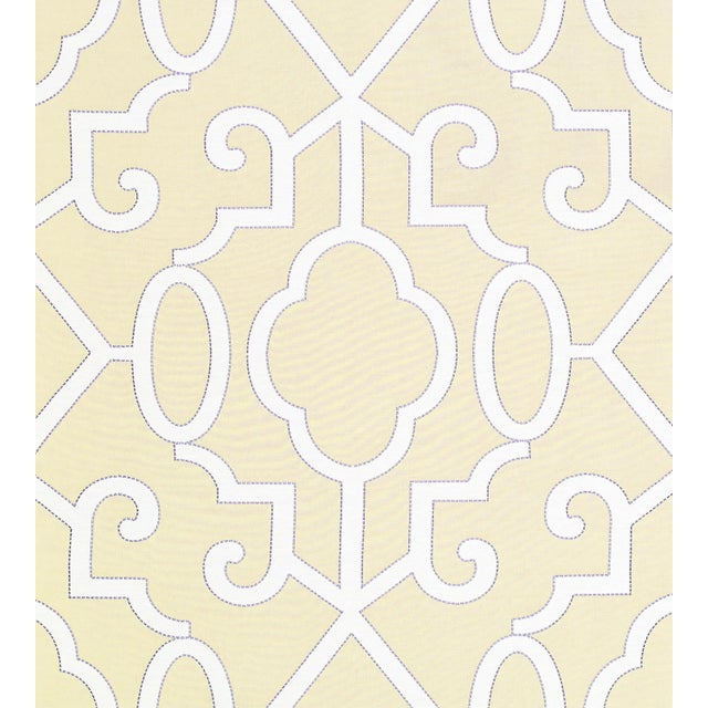 Sample - The House of Scalamandré Ming Fretwork Wp Wallcovering, Alabaster For Sale