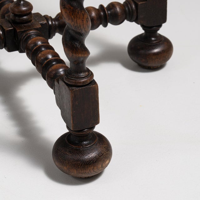 19th Century France Deep Walnut Brown Carved Barley-Twist Pedestal Side Table For Sale - Image 11 of 11