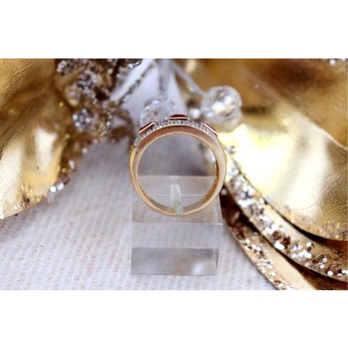 Metal Gold Ring with Diamonds in Brilliant Cut For Sale - Image 7 of 10