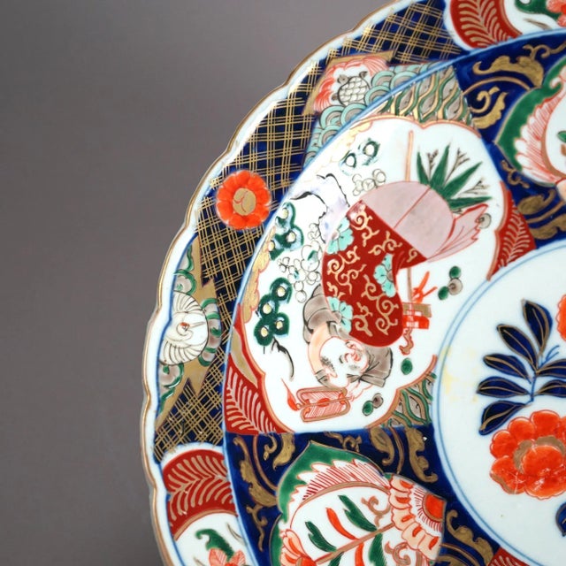 Antique Asian Imari Hand Painted & Gilt Porcelain Charger Circa 1920 For Sale - Image 4 of 9