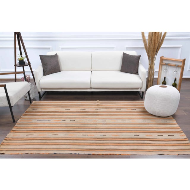 Boho Chic Vintage Turkish Oushak Handmade Wool Cotton Beige Kilim Area Rug For Sale - Image 3 of 11