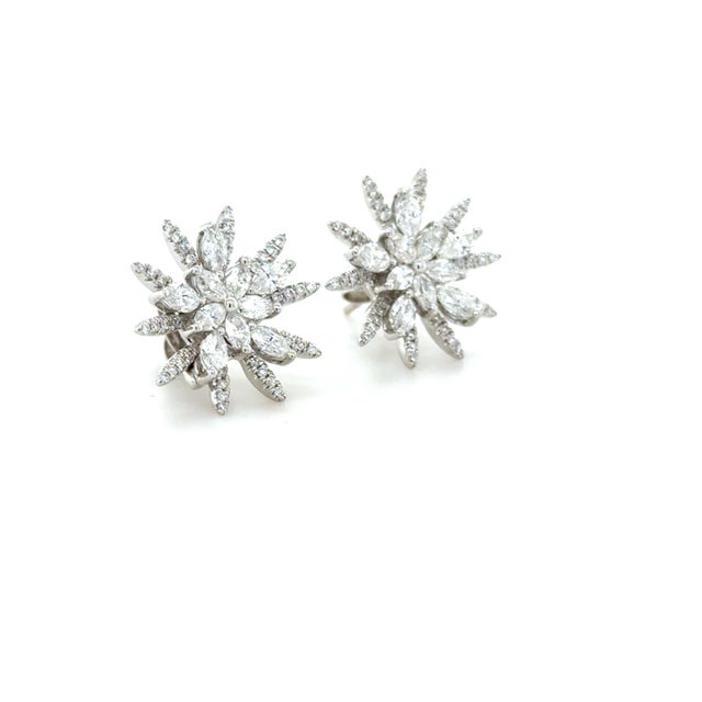 White Gold and Diamond Starburst Earrings, 18k, Pair For Sale - Image 4 of 5