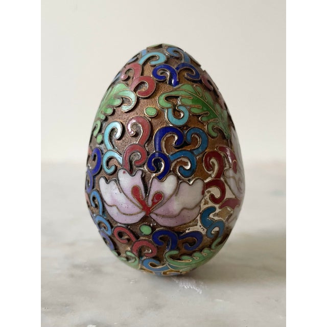Chinese Chinese Cloisonné Enamel Egg "Flowers" Early 20th Century For Sale - Image 3 of 6