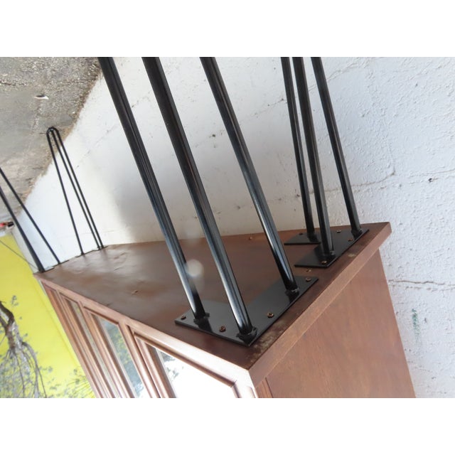 Mid Century Modern Display China Cabinet With Hairpin Legs 6240 For Sale - Image 12 of 14