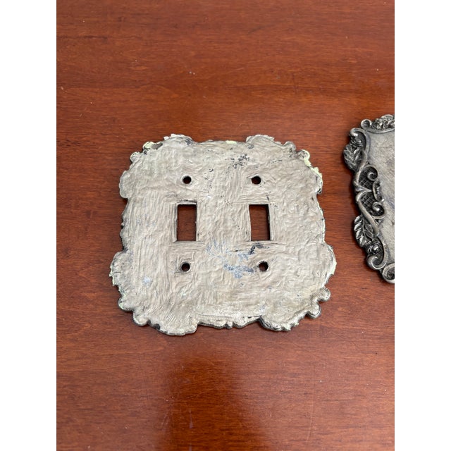1960s Vintage Regency-Style Metal Light Switch Plates With Floral Scrollwork – Set of 9 For Sale - Image 5 of 5