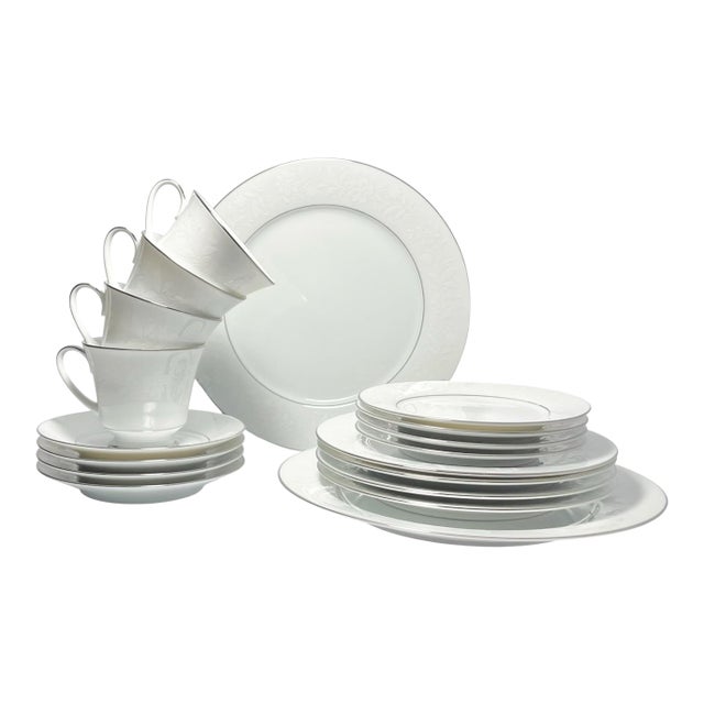 1980s Noritake “Ranier” 18-Piece Bone China Dinnerware Set For Sale