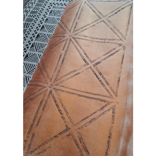 Not Yet Made - Made To Order New Handmade Wallpaper With Metallic Geometric Pattern on Paper-Textile Runo For Sale - Image 5 of 9