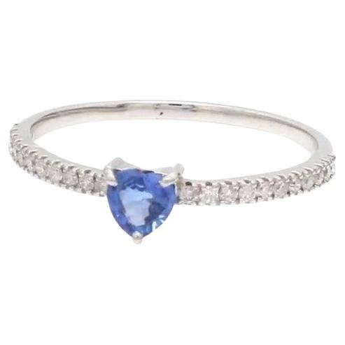 Natural 0.25 cts blue sapphire heart & 0.14 cts diamond ring in 18k gold For Sale - Image 15 of 18
