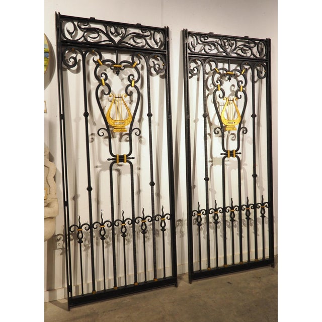 Antique French Wrought Iron Entryway Surround With Gilded Lyre Decor, C. 1920s For Sale - Image 4 of 18
