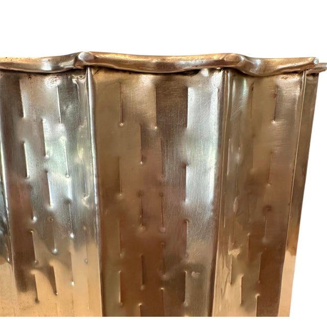 Vintage Petite Hammered Brass Fluted Brutalist Planter / Cachepot / Jardinere in the Manner of Egidio Casagrande For Sale In Dallas - Image 6 of 8