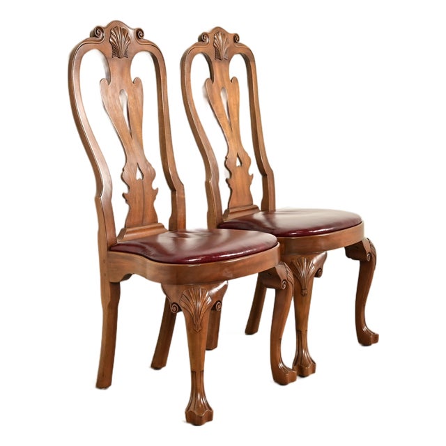 Kittinger Georgian Carved Mahogany Side Chairs or Dining Chairs, Pair For Sale