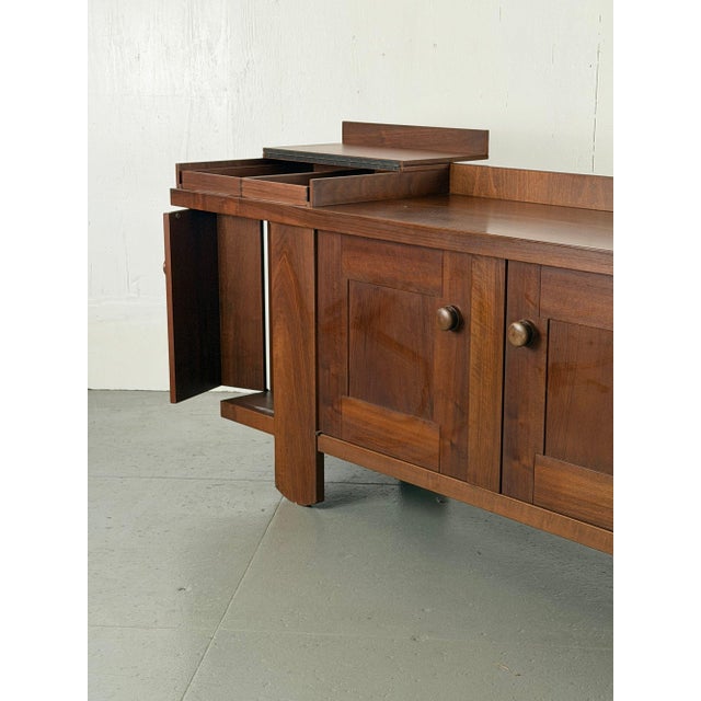Bernini 1960s Silvio Coppola Pranzo 602 Walnut Credenza for Bernini, Attributed For Sale - Image 4 of 4
