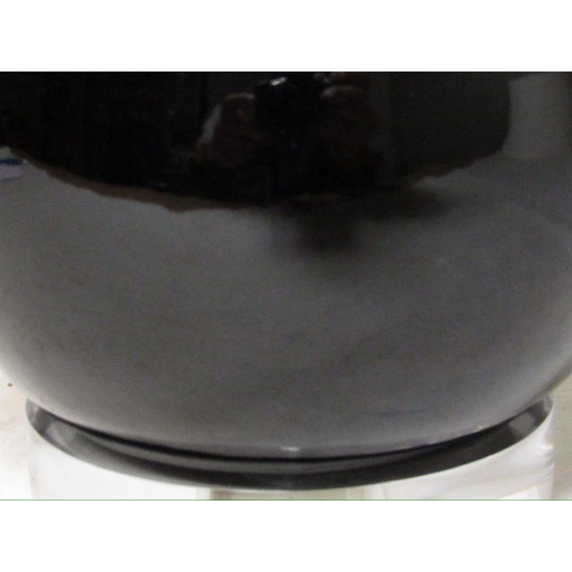 1970s Mid Century Porcelain Sphere Lamp For Sale - Image 5 of 10