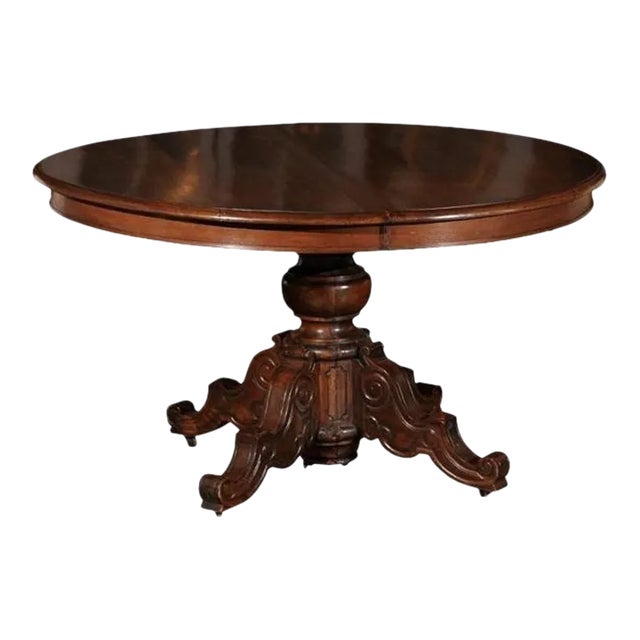 French Napoléon III Walnut Pedestal Table with Carved Feet from the 1850s For Sale
