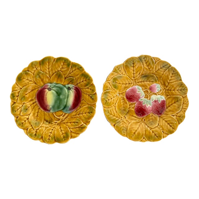 LastChance!Vintage Sarreguemines Majolica Plates, France - A Pair For Sale