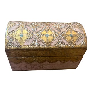 Vintage Italian Florentine Gilt-Wood Dome Box For Sale