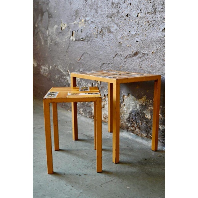 Mid-Century Modern French Yellow Nesting Tables, 1950s, Set of 2 For Sale - Image 3 of 14