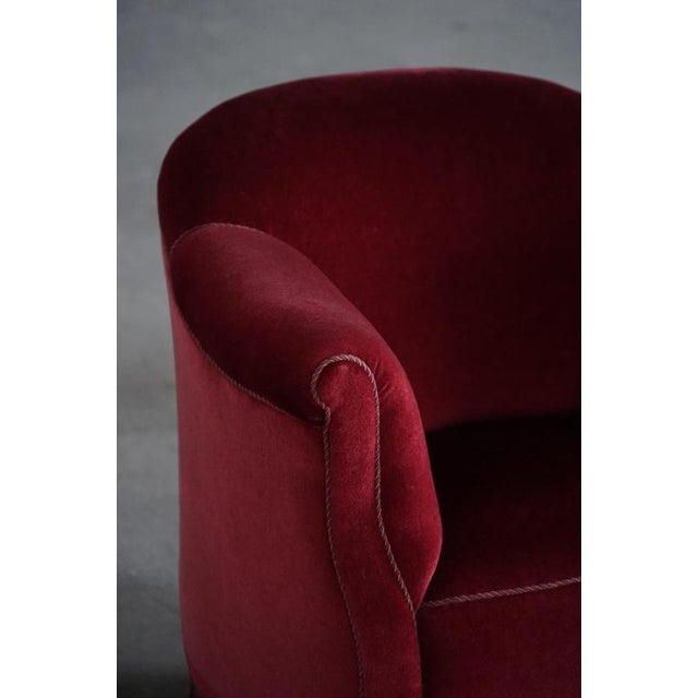 Vintage Danish Curved Lounge Chairs in Deep Red Velvet with Fringes, 1940s, Set of 2 For Sale - Image 11 of 18