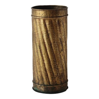 Vintage Italian Style Hammered Brass Cylindrical Textured Spiral Details Umbrella Floor Vase Stand Vintage Mid Century For Sale