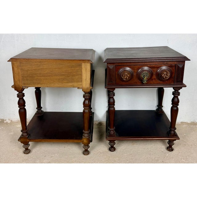 Traditional Pair of Spanish Carved Wood Nightstands, 20th Century For Sale - Image 3 of 11