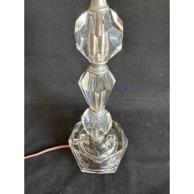 Transparent Mid 20th Century Stacked Crystals Leaded Glass Nightstand/Boudoir/Desk Lamp For Sale - Image 8 of 12