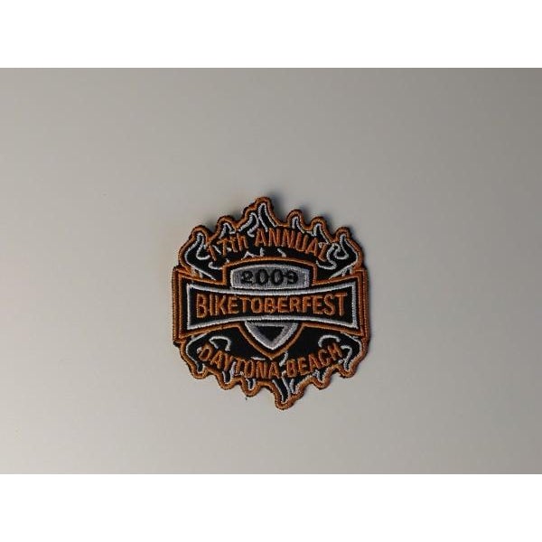 2000 - 2009 Archival Moto-Culture Asset: 12pc Deadstock Rally Patch Collection (2001–2016) For Sale - Image 5 of 11
