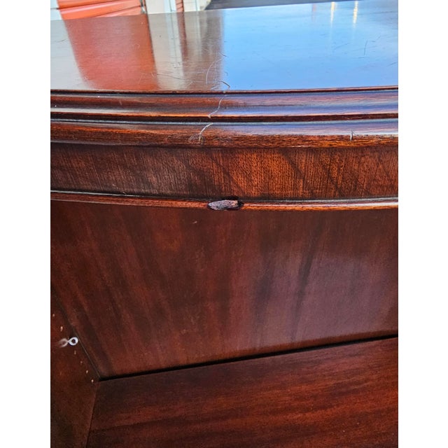 Mid-20th Century Federal Style Solid Mahogany Medium Size Serpentine Bookcase For Sale - Image 9 of 11