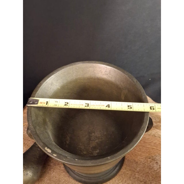 18th C Antique Solid Brass Mortar Pestle Set Heavy 15lb Judaica Apothecary For Sale - Image 15 of 17