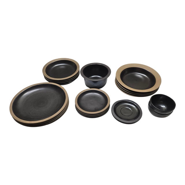 1970s 21-Piece "Rim" Collection of Black Vintage Heath Tableware For Sale