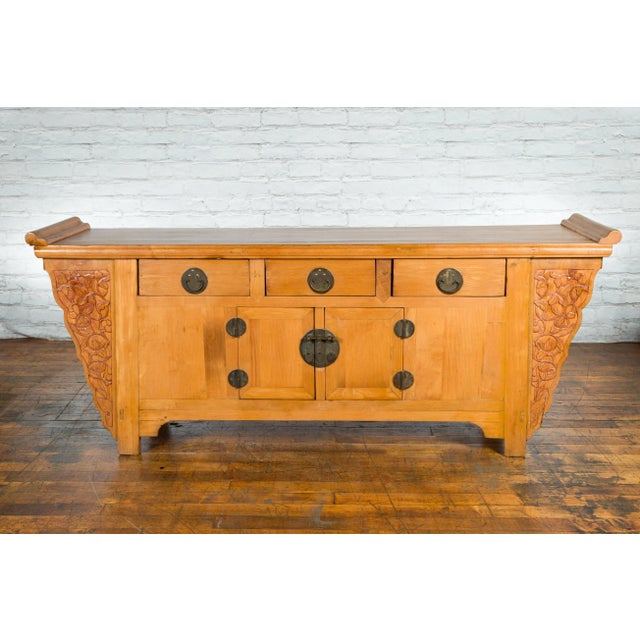 19th Century Qing Dynasty Natural Wood Carved Spandrel Sideboard For Sale In New York - Image 6 of 13