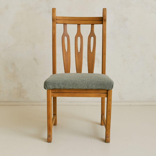 French Oak Accent Chair in the Manner of Guillerme et Chambron, 1960s For Sale - Image 10 of 18