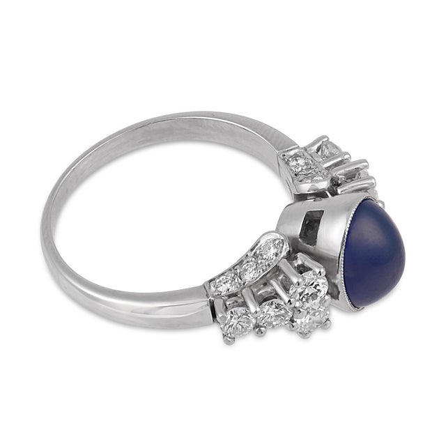 Vintage 2.63 Cabochon Cut Sapphire Diamond Platinum Ring, Size 7 For Sale - Image 4 of 6