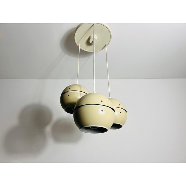 White Space Age Cascade Pendant Lamp, East Germany, 1970s For Sale - Image 8 of 11