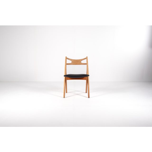 Mid-Century Modern CH29 Sawbuck Chairs in Oak by Hans J. Wegner for Carl Hansen & Søn, 1950s, Set of 5 For Sale - Image 3 of 13