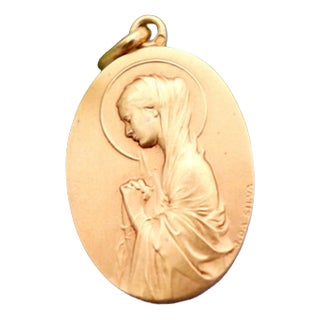 19.2K Gold Our Lady Pendant For Sale