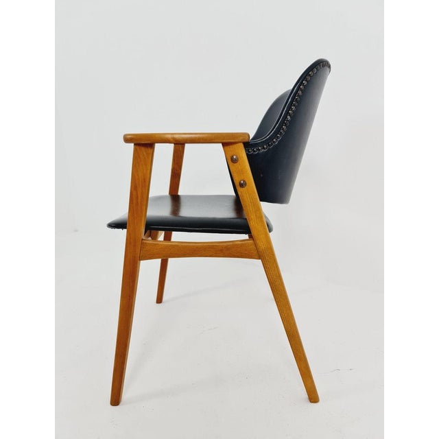 Erik Kirkegaard Mid-Century Danish Teak and Leather Armchair by Erik Kirkegaard for Glostrup, 1960s For Sale - Image 4 of 11