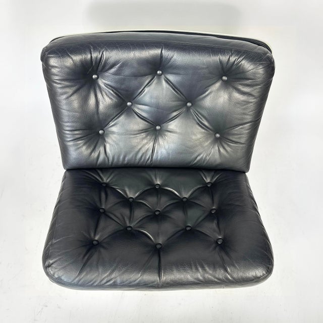 Black F976 Swivel Lounge Chair by Geoffrey Harcourt for Artifort, 1960s For Sale - Image 8 of 10
