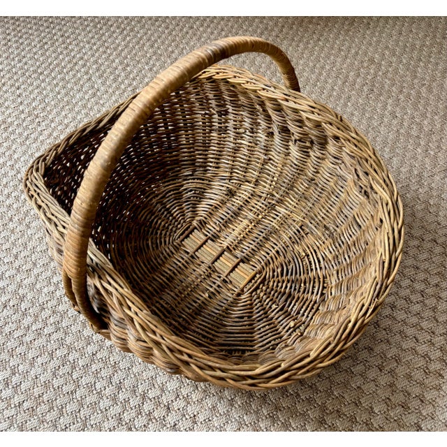 Mid 20th Century French Large Rattan Market Basket For Sale - Image 9 of 10