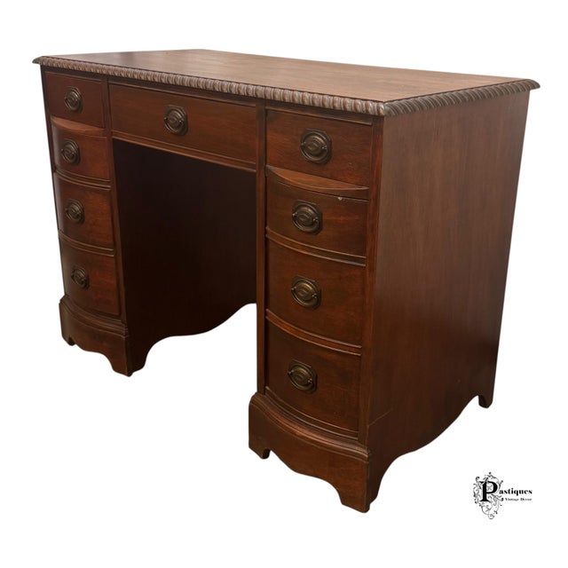 American Vintage Georgian Style Mahogany Desk For Sale - Image 3 of 10